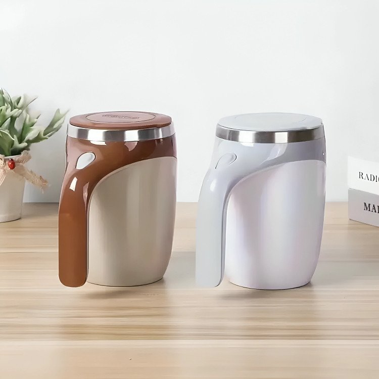 Caneca Misturadora Elétrica Magnética Automática Mixer Café Leite Chocolate Copo Aço Inox com Tampa  utiliza 2 pilhas AA