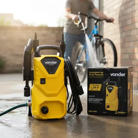Lavadora De Alta Pressão Vonder Leve Lav 1300 90bar - Cor Amarelo-Preto Frequência 60 Hz